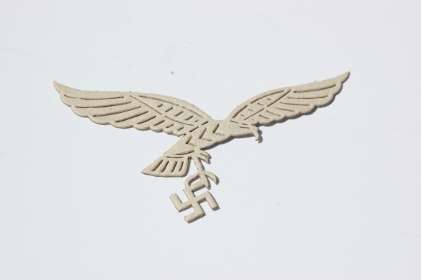Cloth and Metal Insignia-Army, Luftwaffe and Kreigsmarine - Relics of the Reich