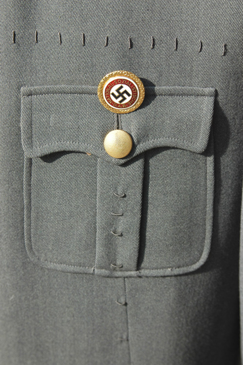 Hitler's Chief of Staff, OKW GeneralOberst Alfred Jodl's Tunic!