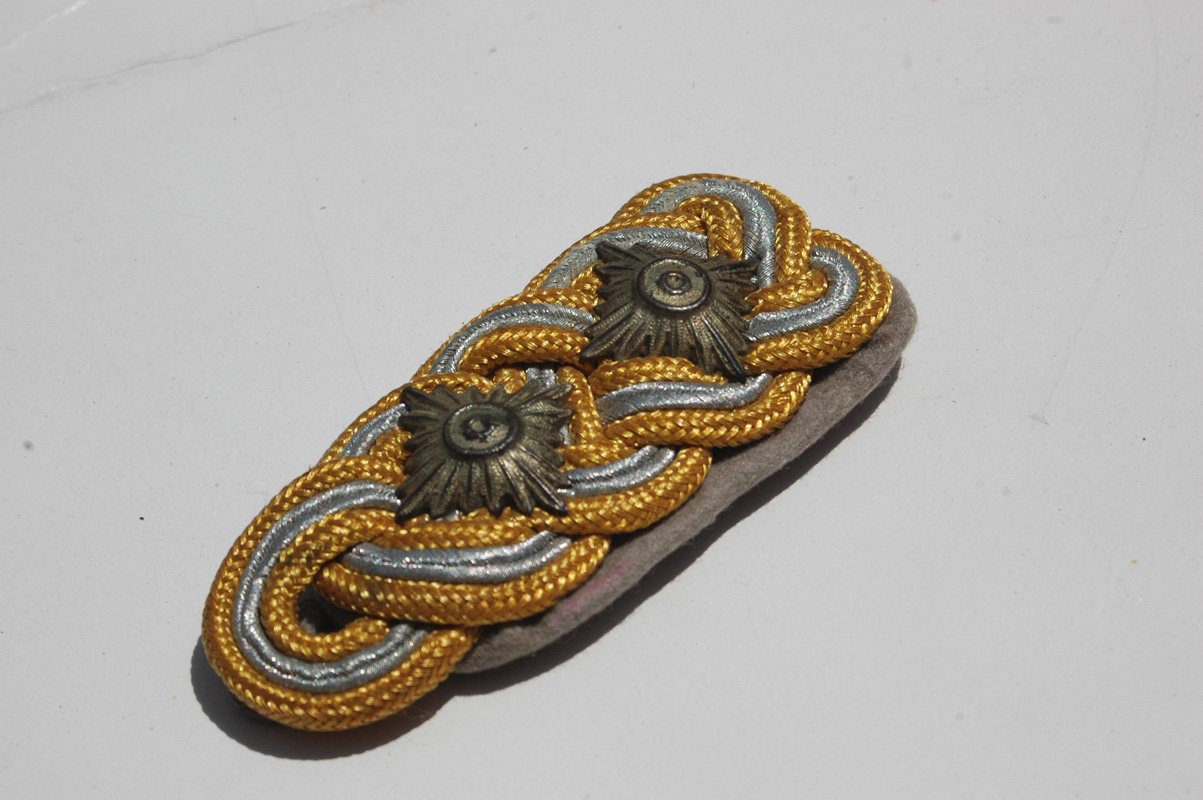 Waffen-SS Generals Single Shoulderboard