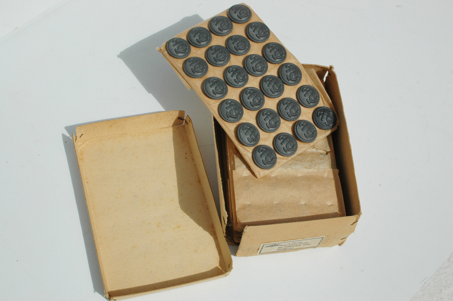 German WWII Unissued Box of Kreigsmarine Buttons