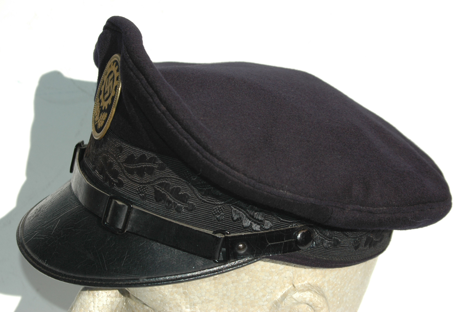 German WWII DAF Visor cap