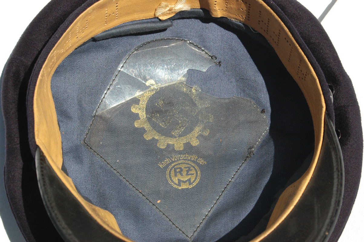 German WWII DAF Visor cap