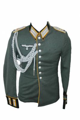 Army Parade tunic Belonging to Klaus von-Loringhoven