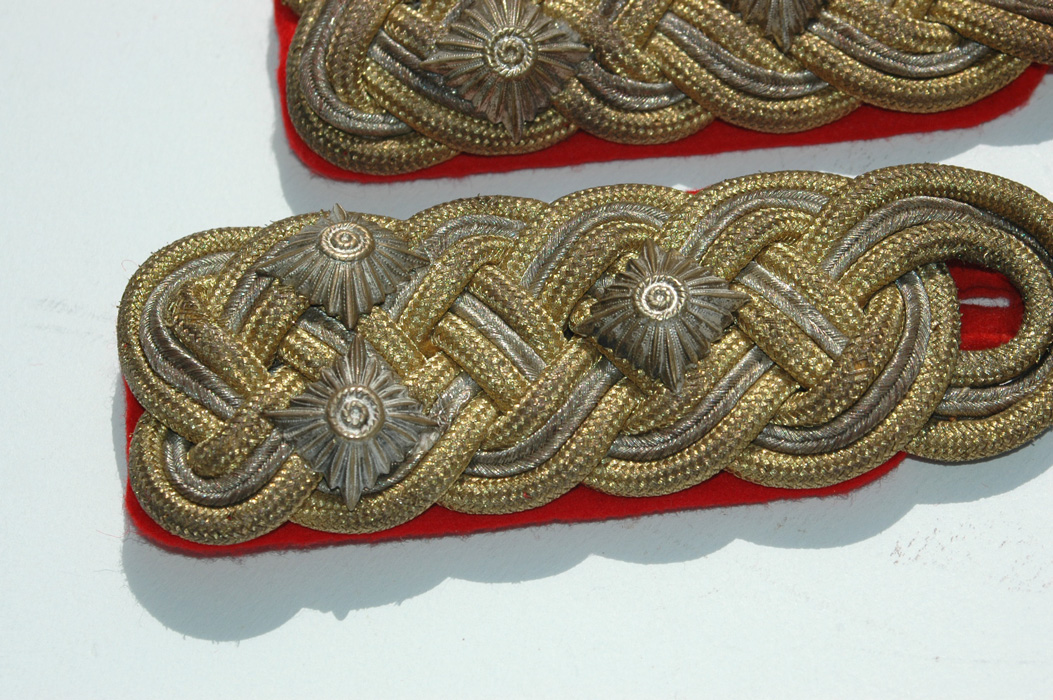 German WWII GeneralOberst's Shoulderboards