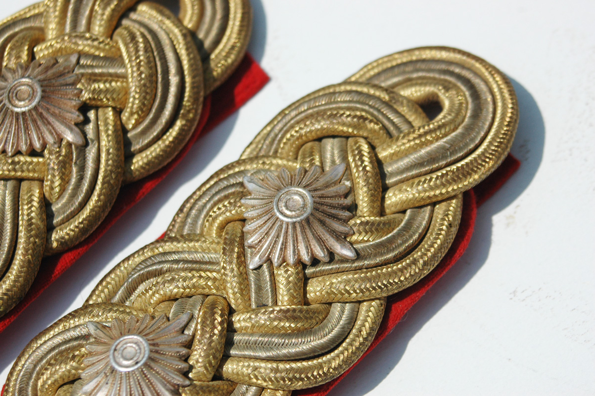 German WWII Army (HEER) General's Shoulderboards