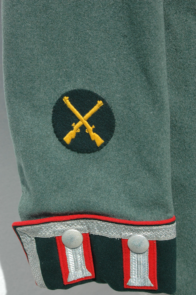 German WWII Artillery parade NCO Tunic