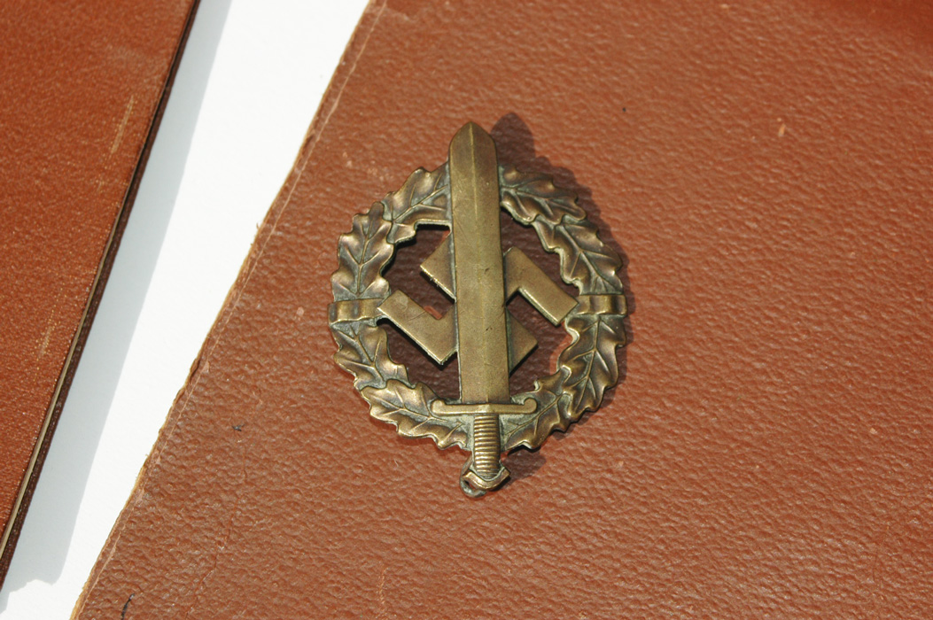 SA Sports Badge, Booklet and Cover and Armband