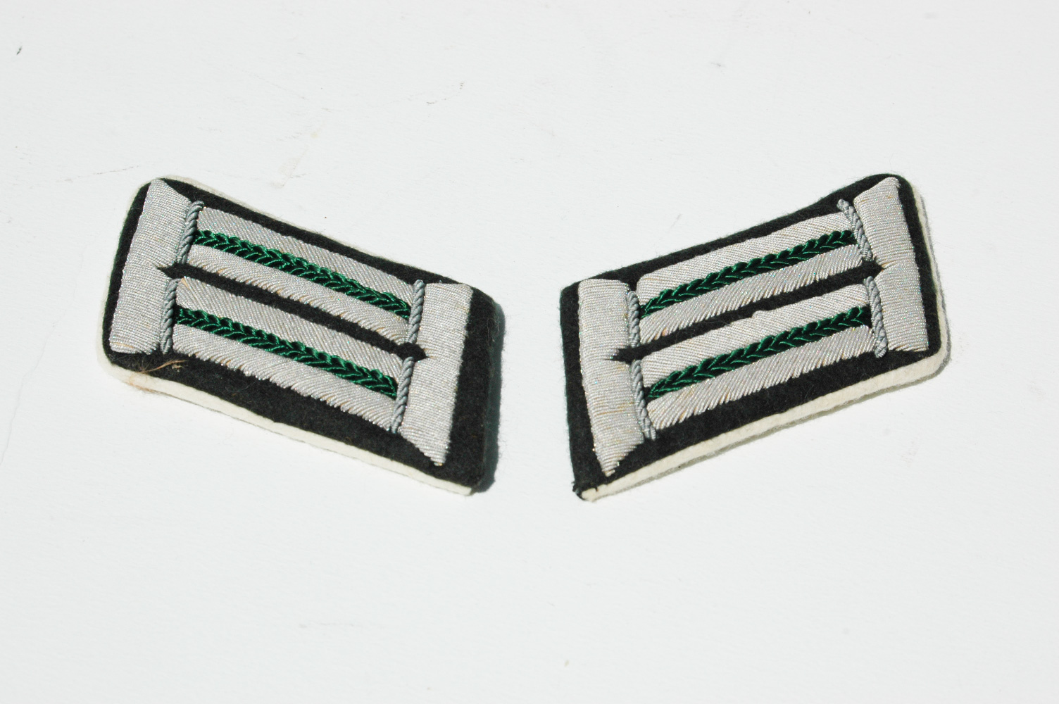 Army (HEER) Beamten Officers Collar Tabs